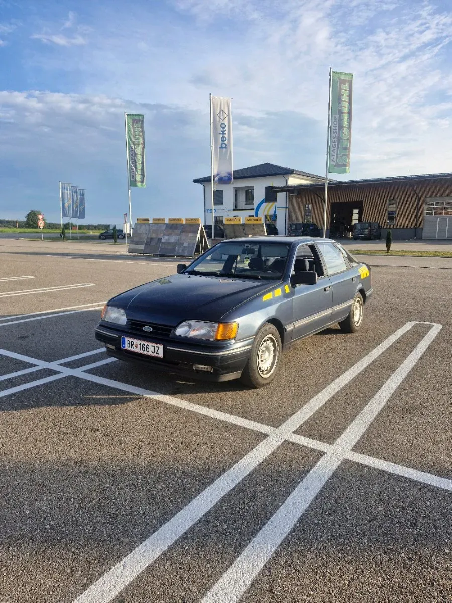 Ford Scorpio