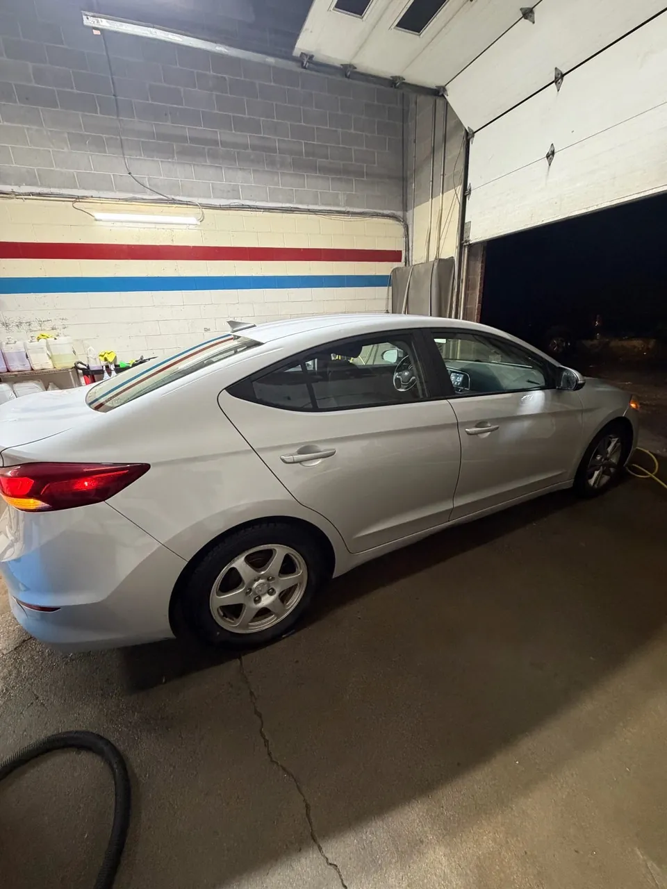 Hyundai Elantra 2017 photo 2