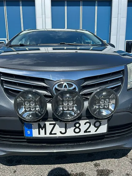 Toyota Avensis 2012 photo 4