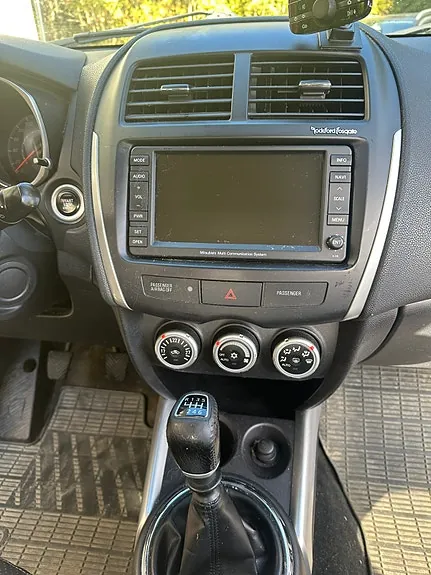 Mitsubishi Asx 2011 photo 5
