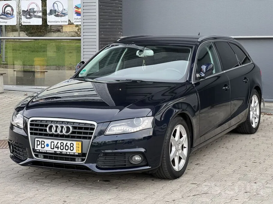 Audi A4 2010 photo 3