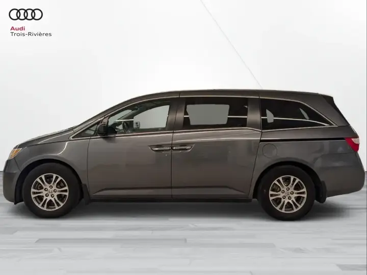 Honda Odyssey 2011 photo 5
