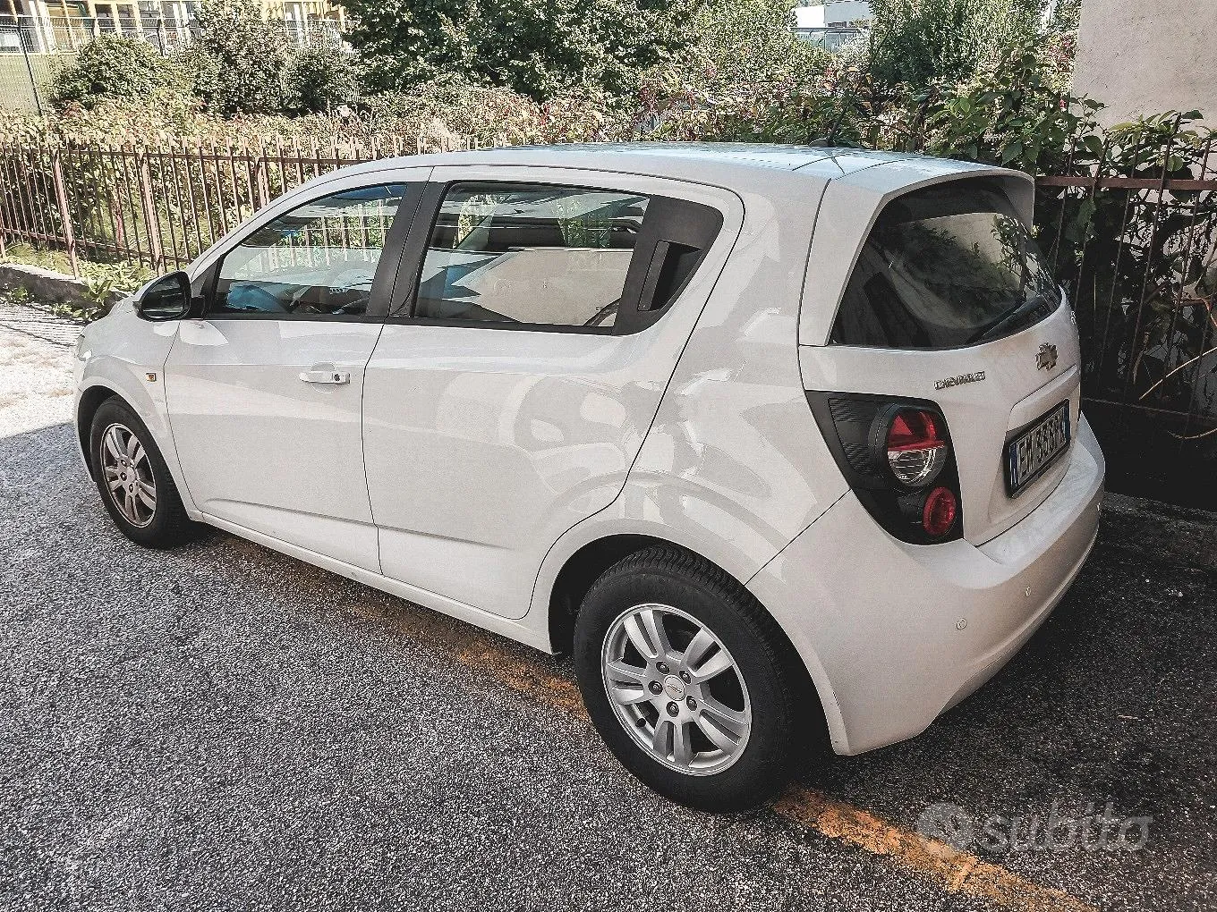 Chevrolet Aveo 2012 photo 3