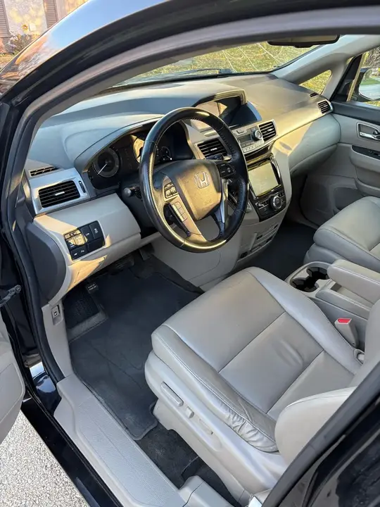 Honda Odyssey 2014 photo 5