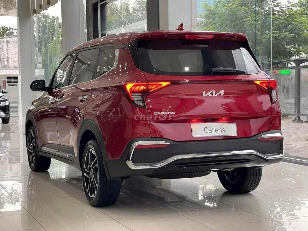 Kia Carens 2025 photo 3