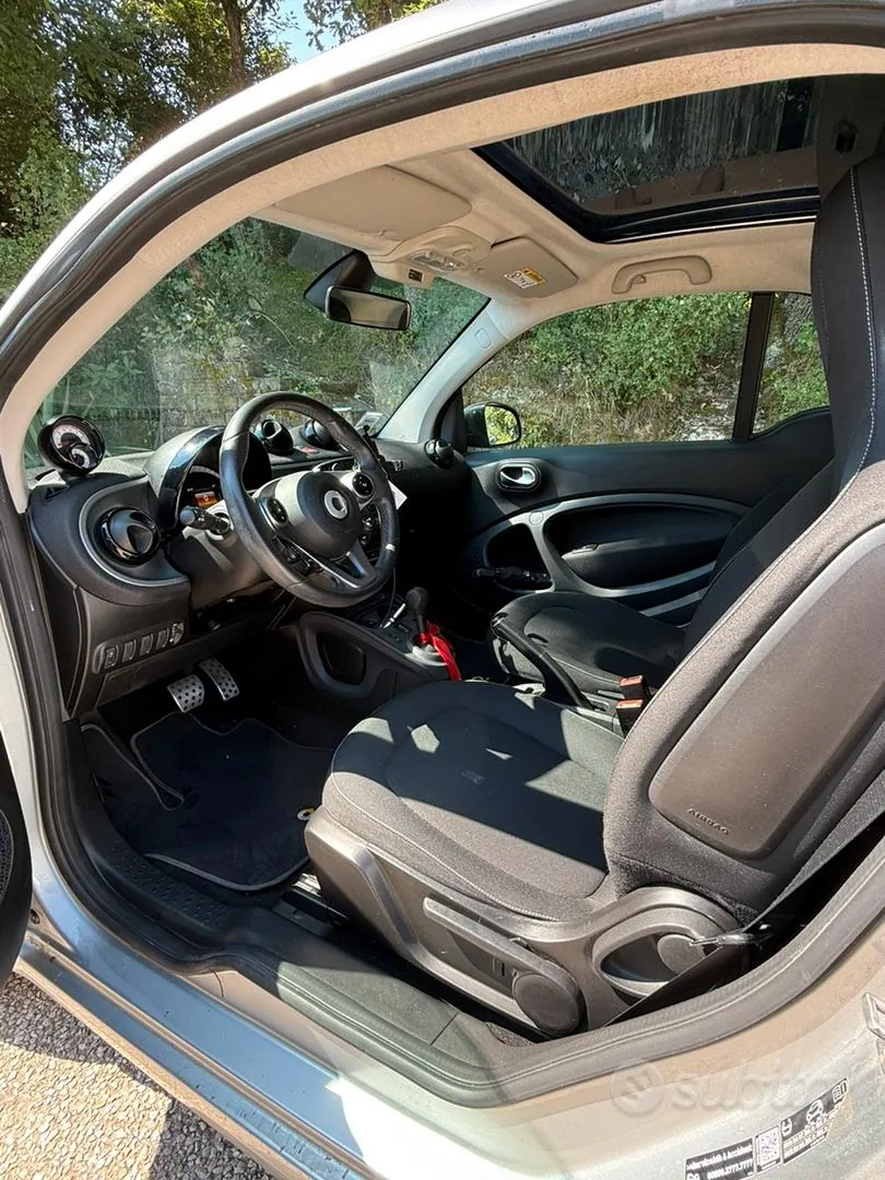 Smart Fortwo 2018 photo 5
