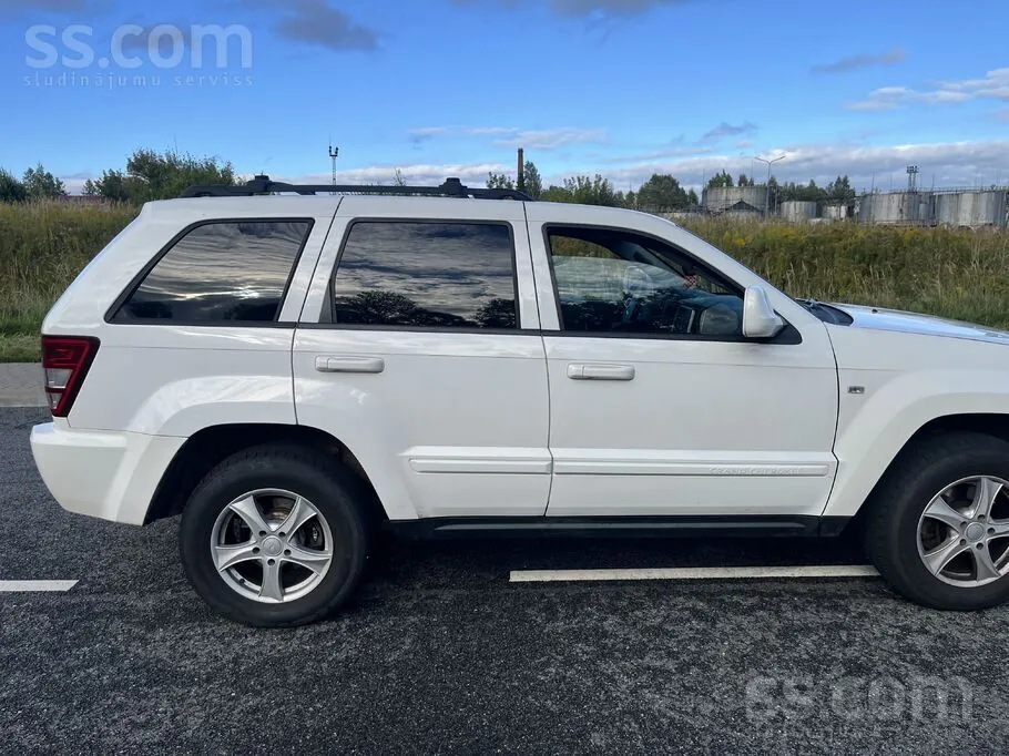 Jeep Grand Cherokee 2009 photo 5