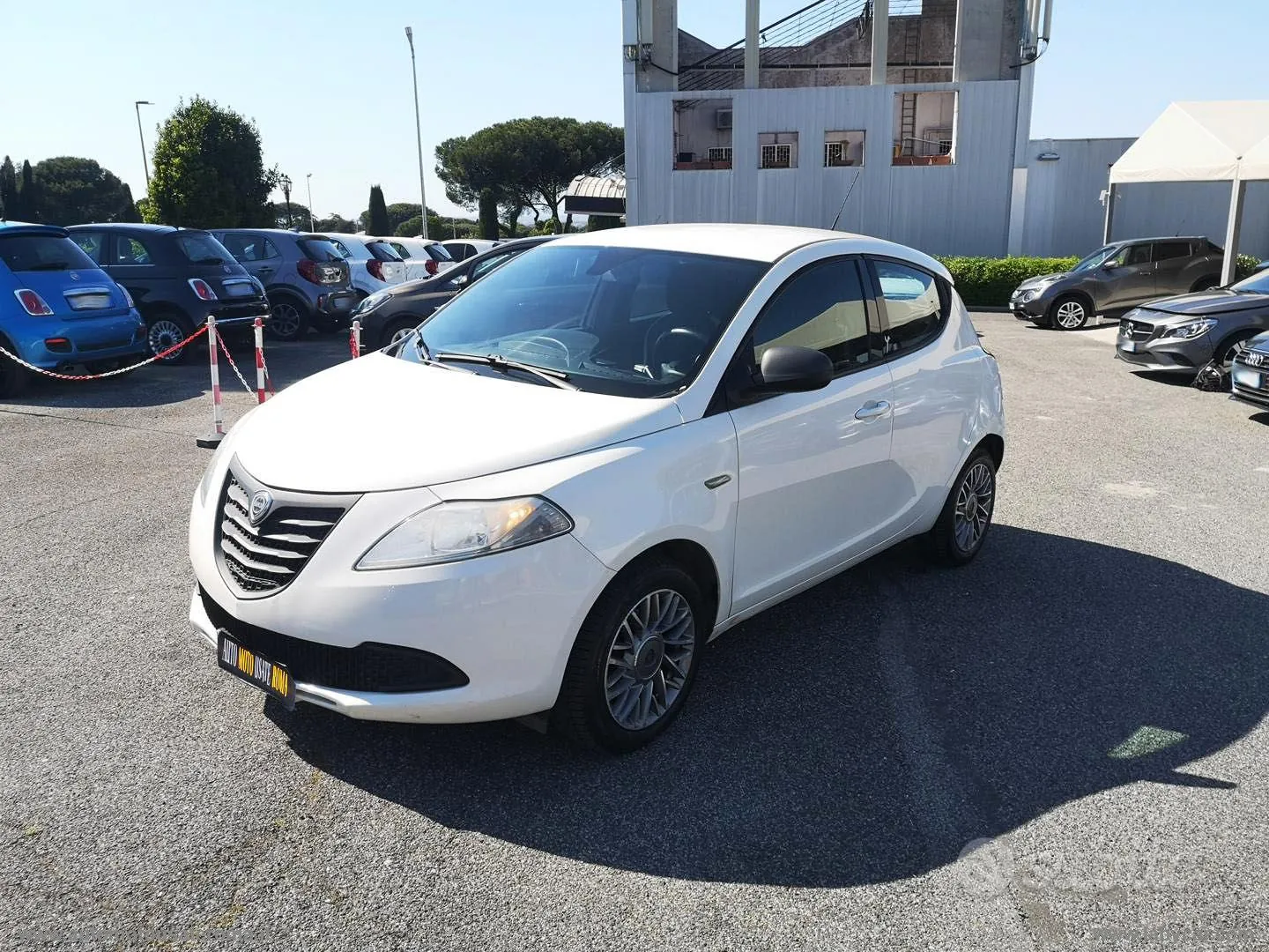 Lancia Ypsilon 2015 photo 4