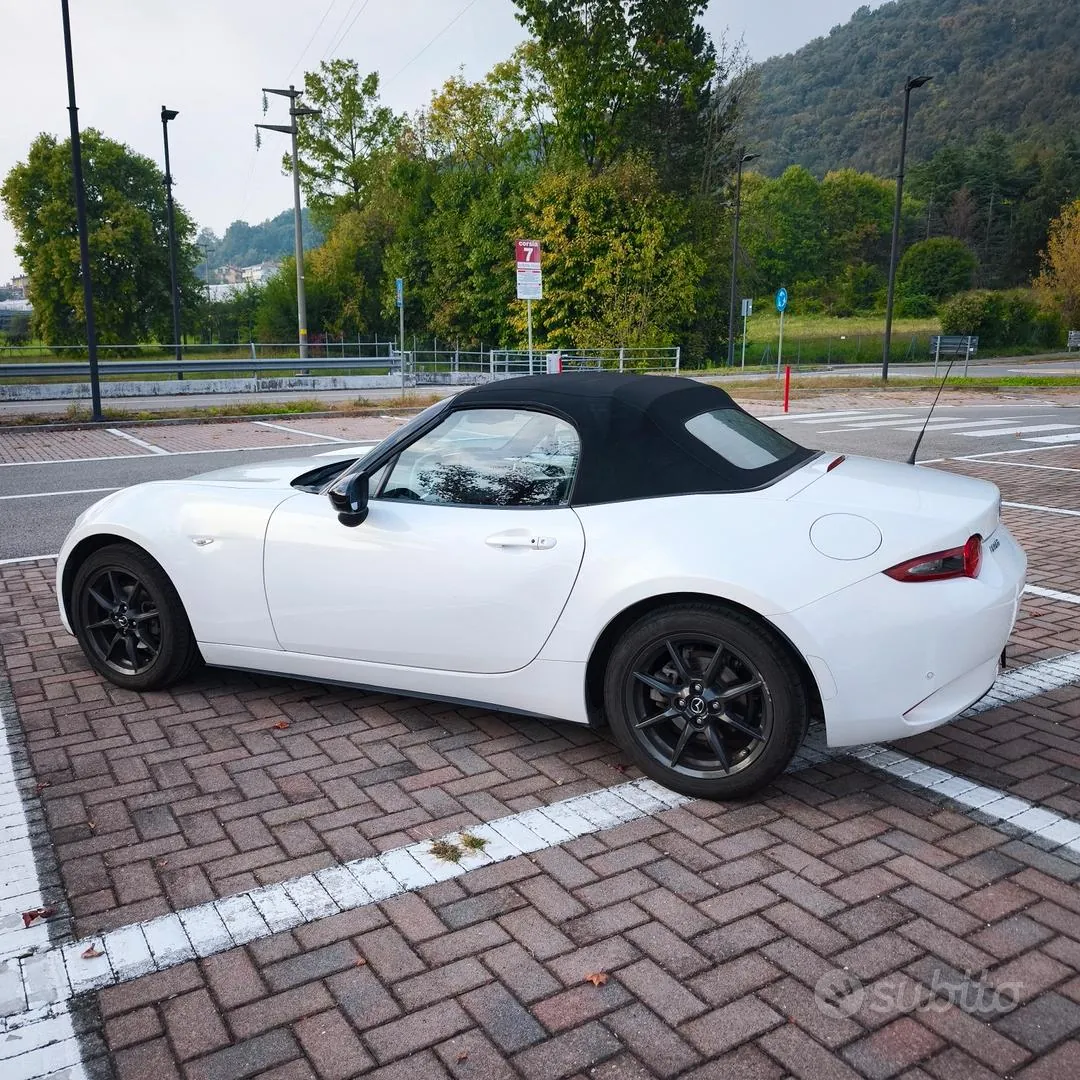 Mazda Mx-5 2016 photo 2