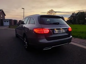 Mercedes-Benz C180D photo 3