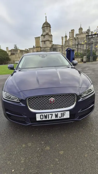 Jaguar Xe 2017 photo 3