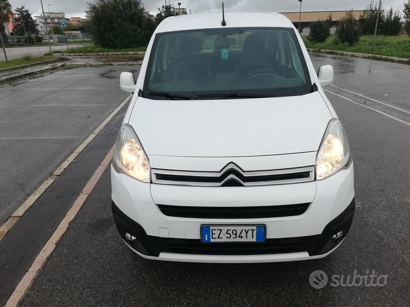 Citroen Berlingo Multispace 2015 photo 2