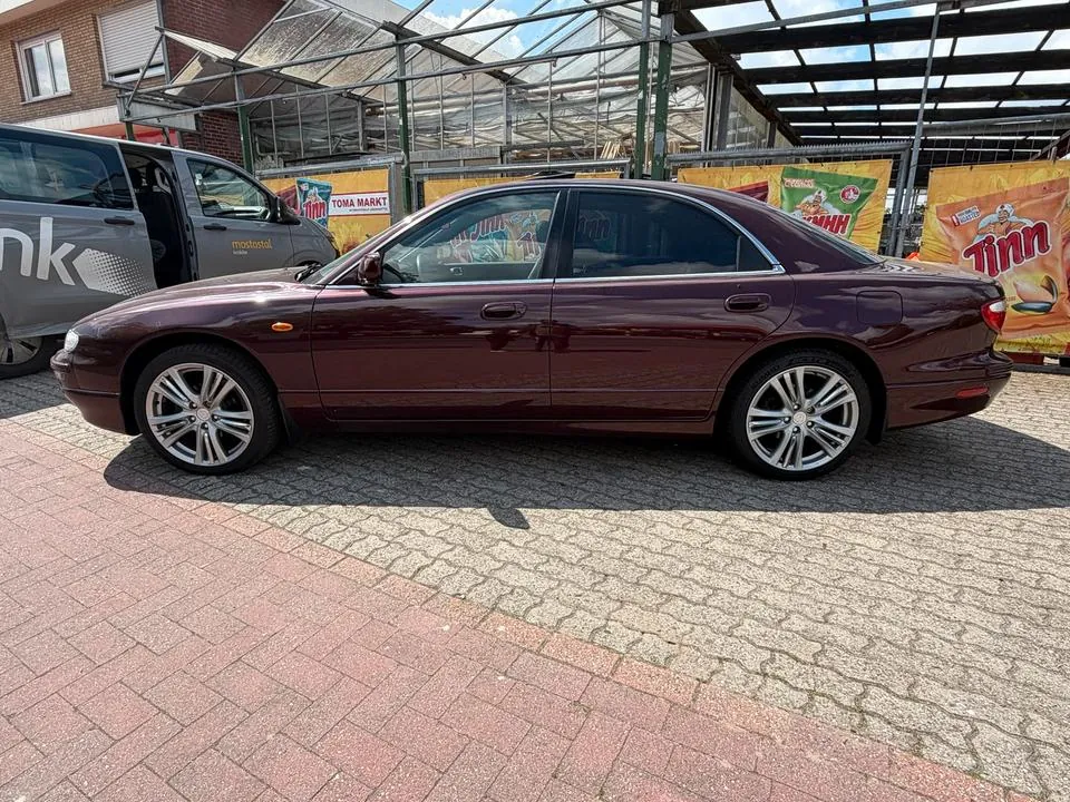 Mazda Xedos 9