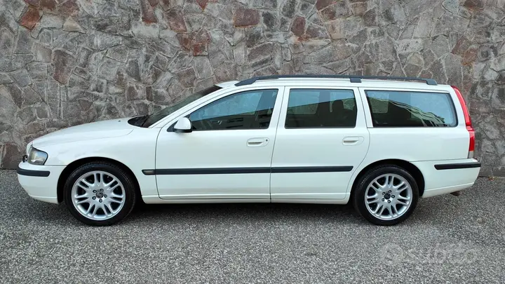 Volvo V70 2001 photo 5