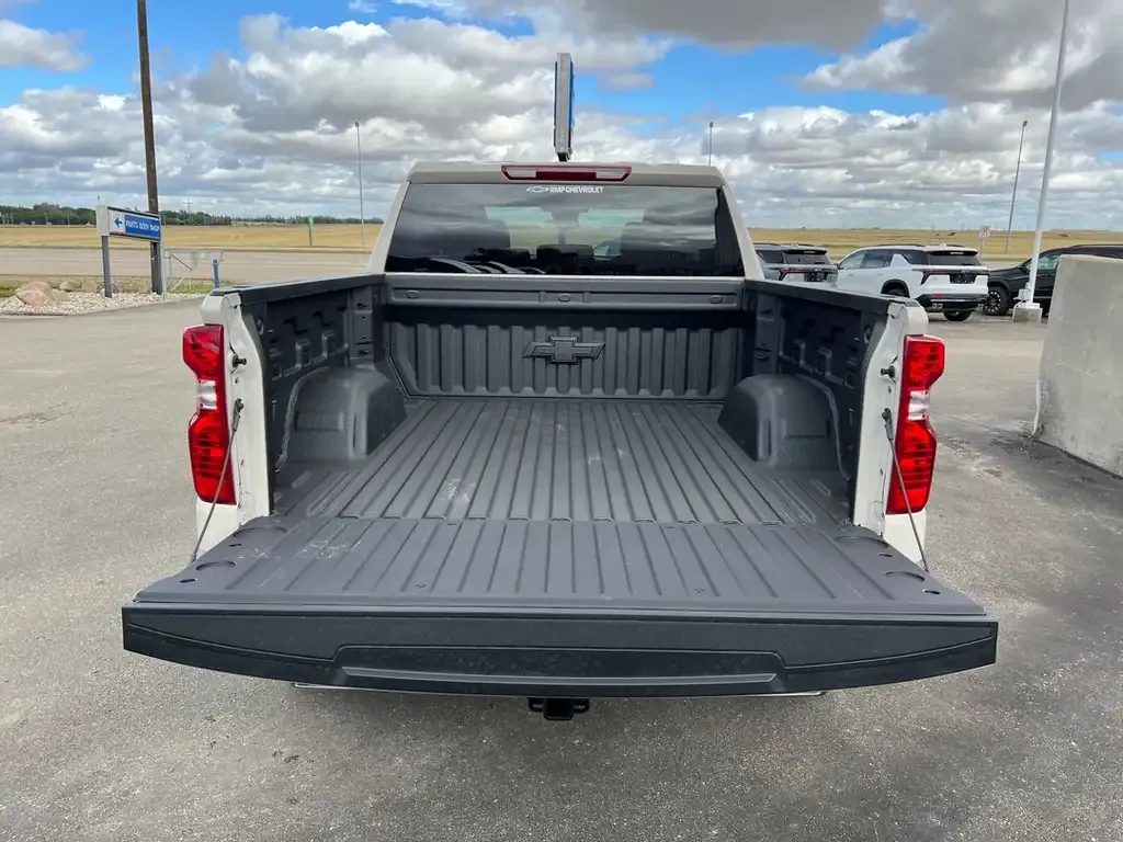 Chevrolet Silverado 1500 2026 photo 5