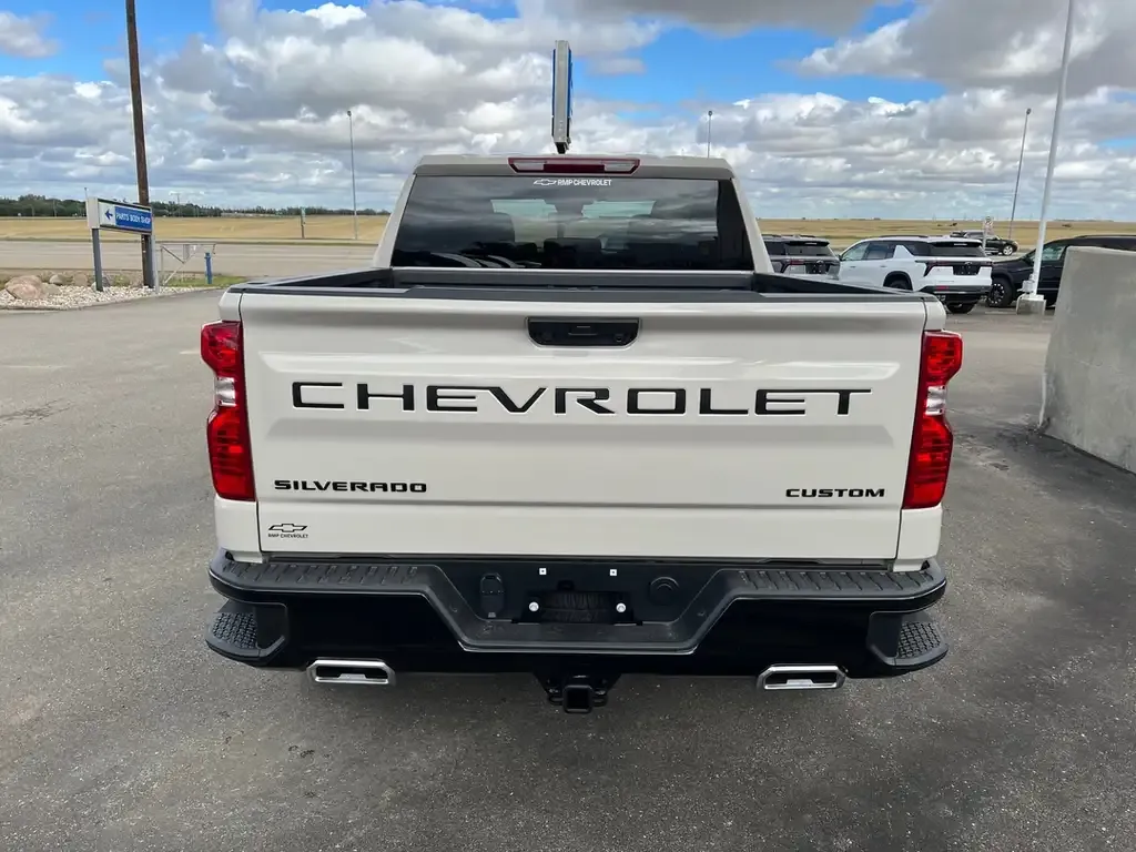 Chevrolet Silverado 1500 2026 photo 4