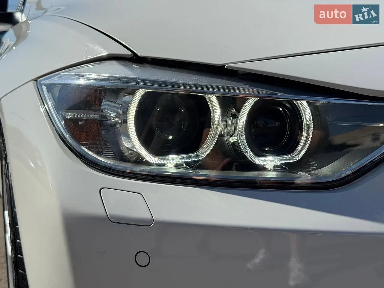 BMW 3 Series 2012 photo 4