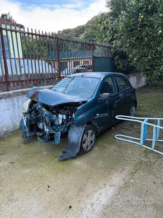 Nissan Micra 2016 photo 2