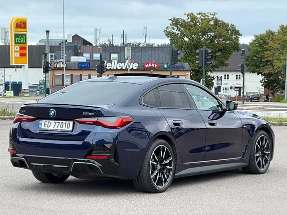 BMW I4 2022 photo 3