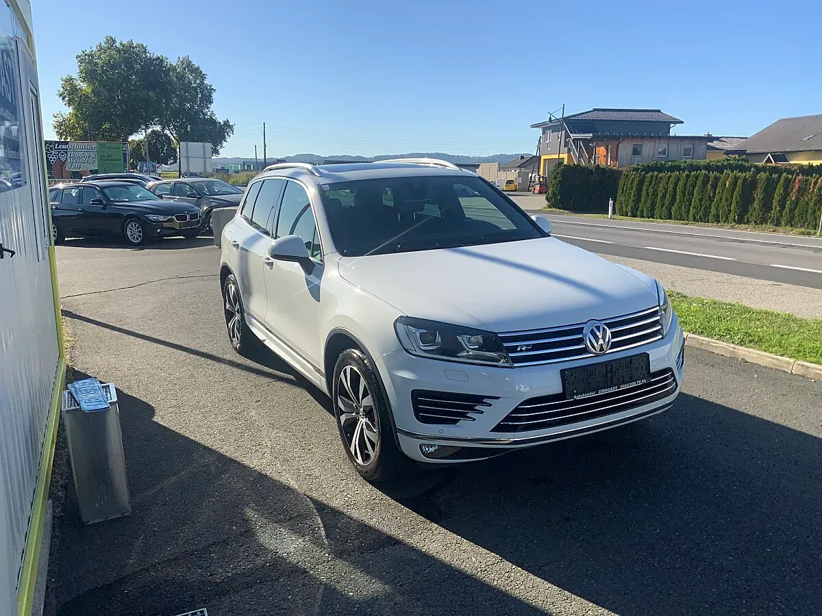 Volkswagen Touareg 2017 photo 3