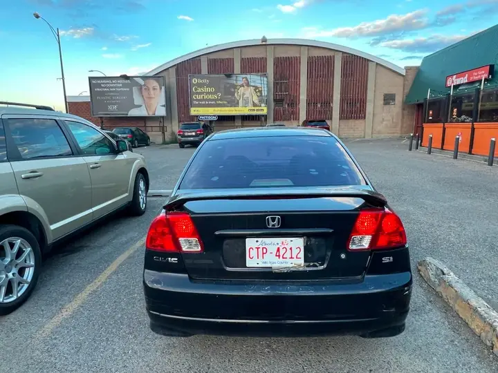 Honda Civic 2004 photo 3