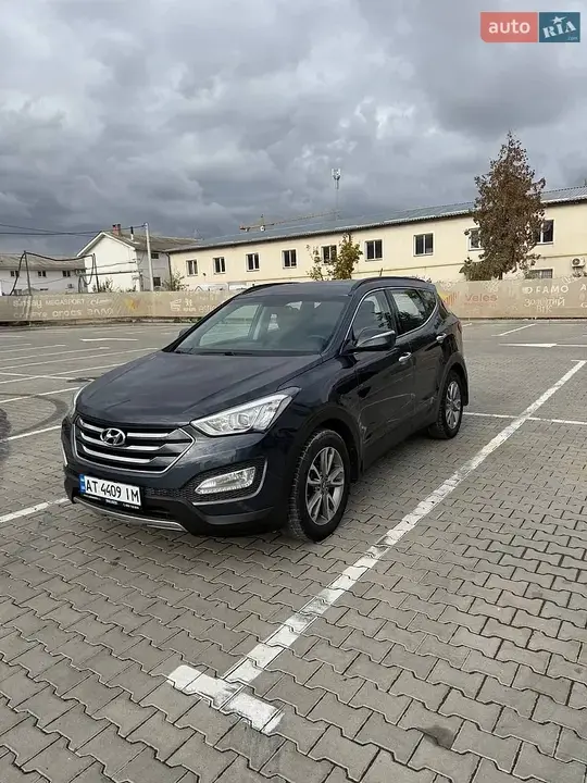Hyundai Santa Fe 2014 photo 2