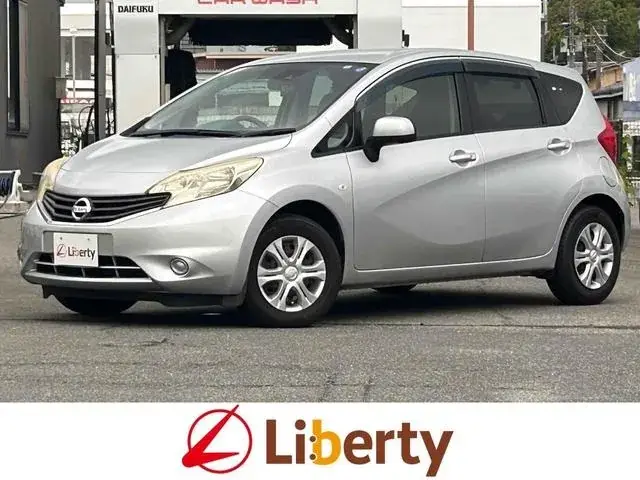 Nissan Note 2014 photo 2