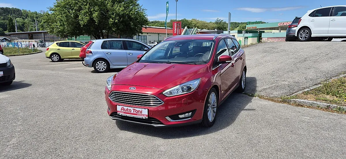 Ford Focus 2015 photo 2