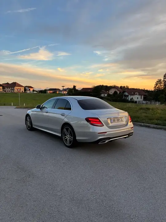 Mercedes-Benz E-Class 2016 photo 3