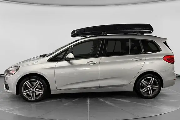 BMW 220D 2016 photo 2