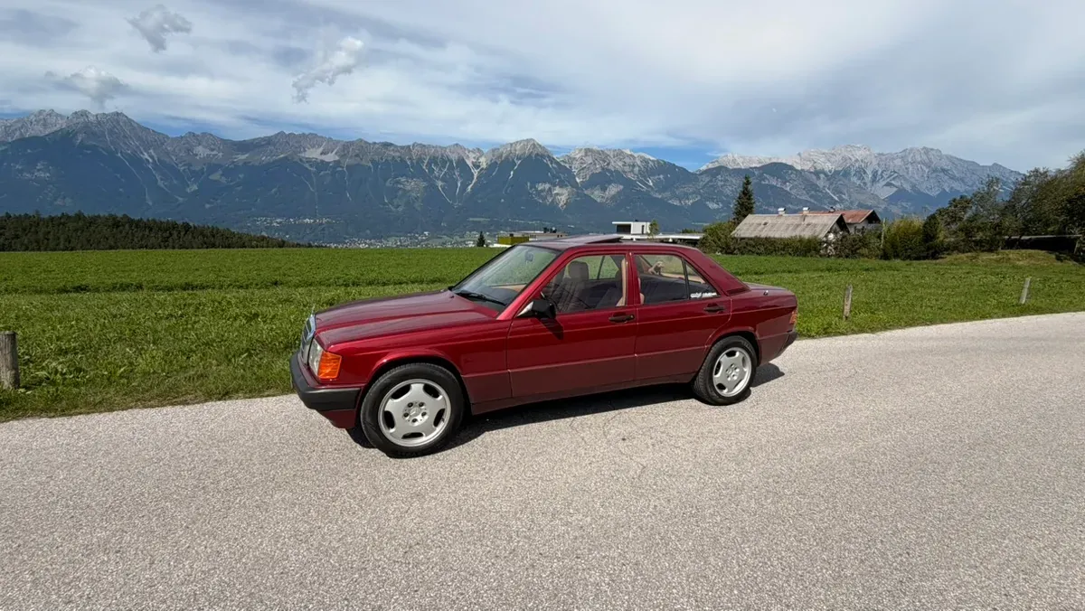 Mercedes-Benz 190