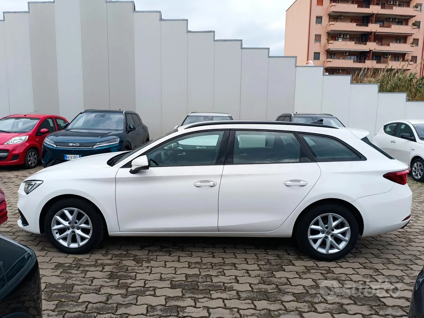 Seat Leon 2023 photo 3