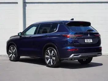 Mitsubishi Outlander 2026 photo 3