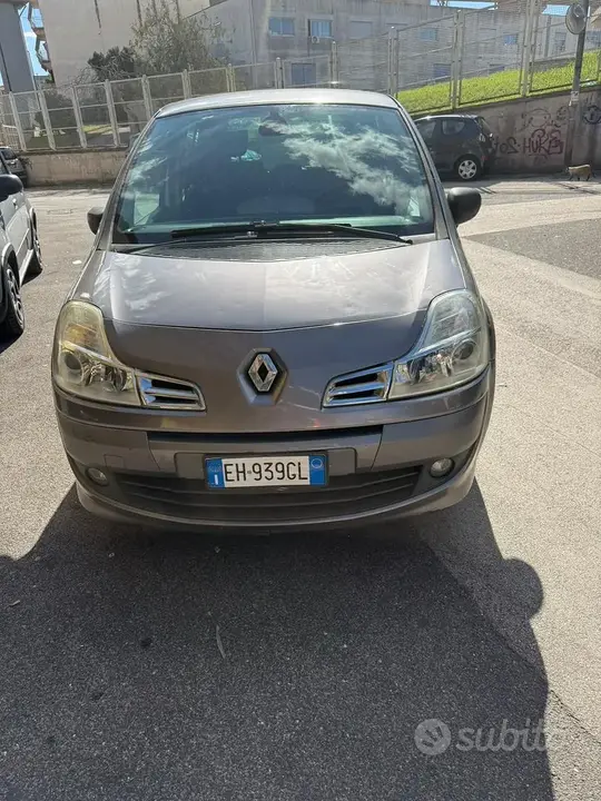 Renault Modus 2011 photo 3