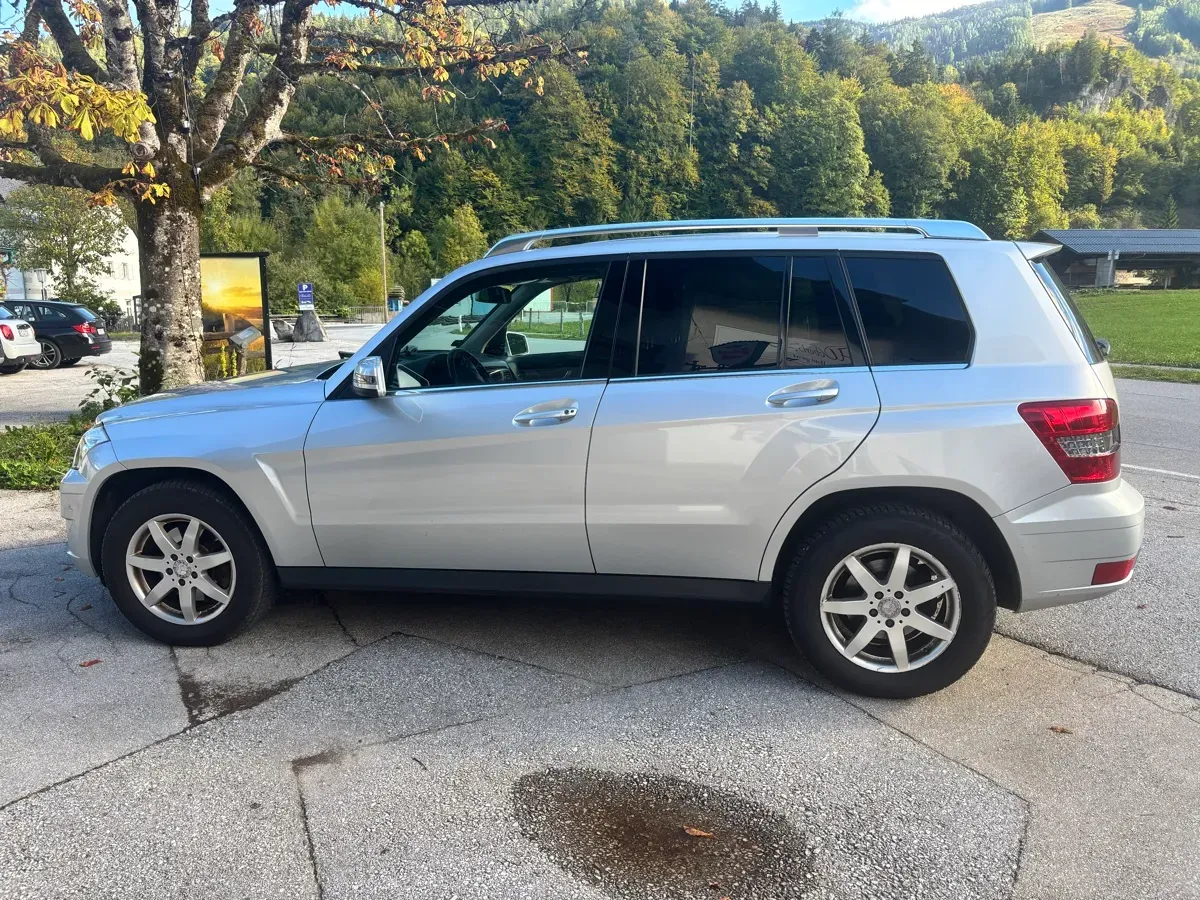 Mercedes-Benz Glk Class 2011 photo 3