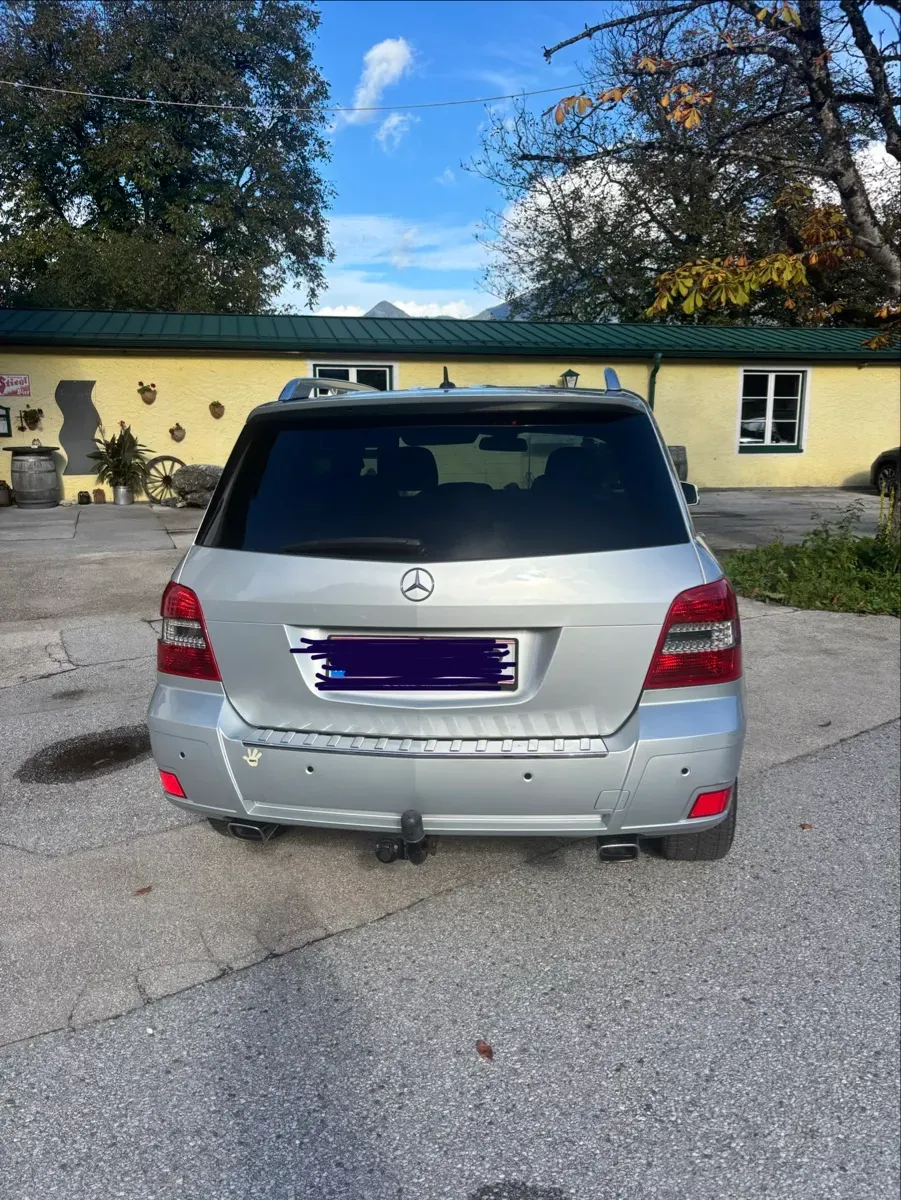 Mercedes-Benz Glk Class 2011 photo 2