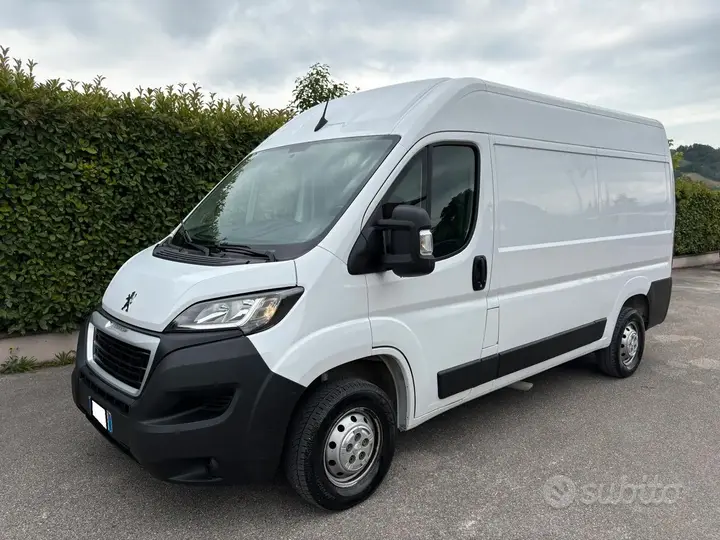 Peugeot Boxer 2023 photo 3