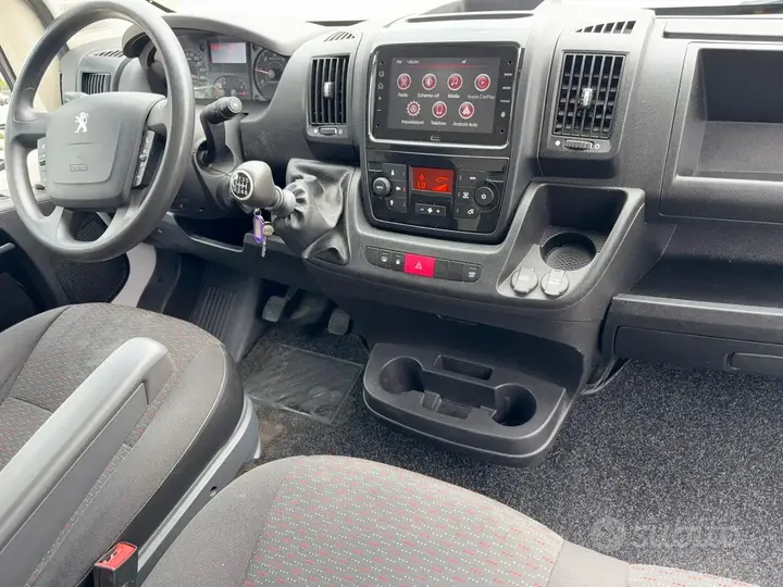 Peugeot Boxer 2023 photo 2