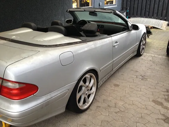 Mercedes-Benz Clk230