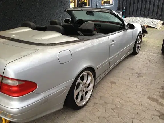 Mercedes-Benz Clk230