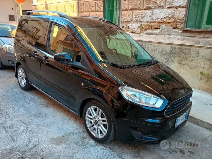 Ford Tourneo Courier 2017 photo 2