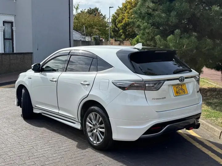 Toyota Harrier 2014 photo 4