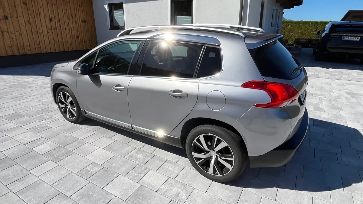 Peugeot 2008 2014 photo 2