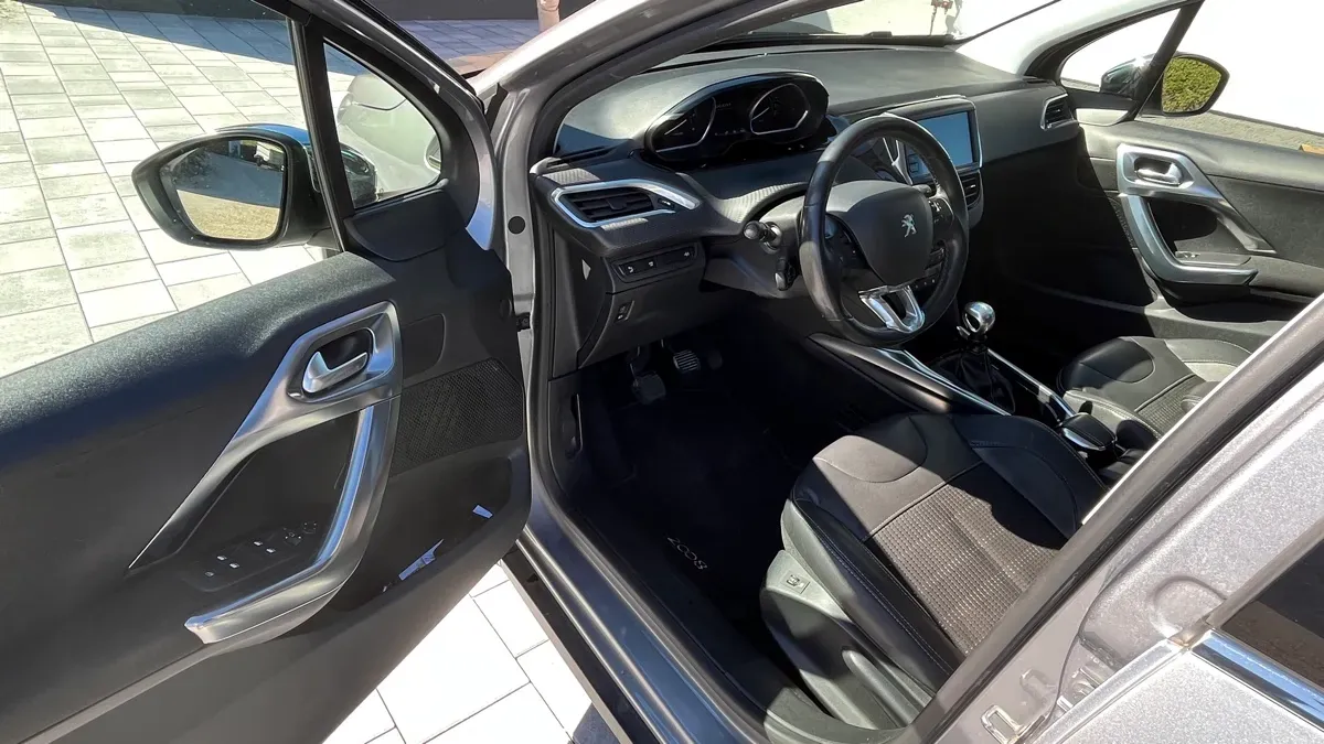 Peugeot 2008 2014 photo 3