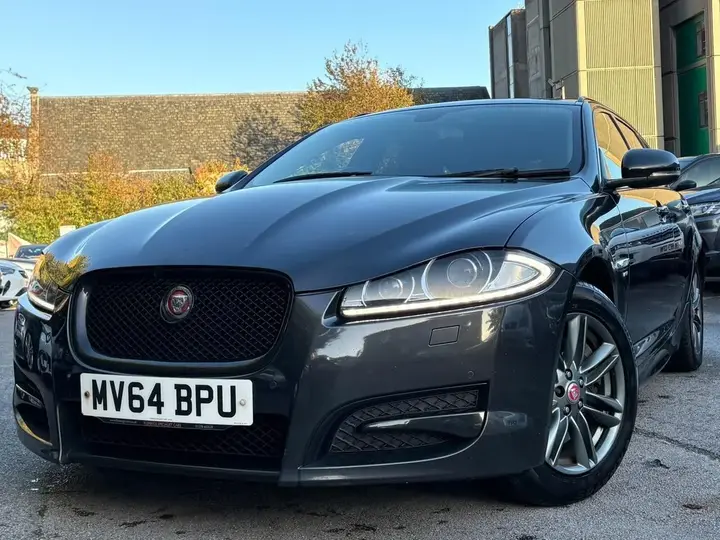 Jaguar Xf 2014 photo 3