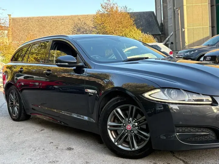Jaguar Xf 2014 photo 5