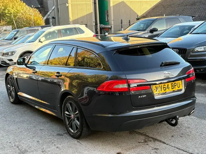 Jaguar Xf 2014 photo 4