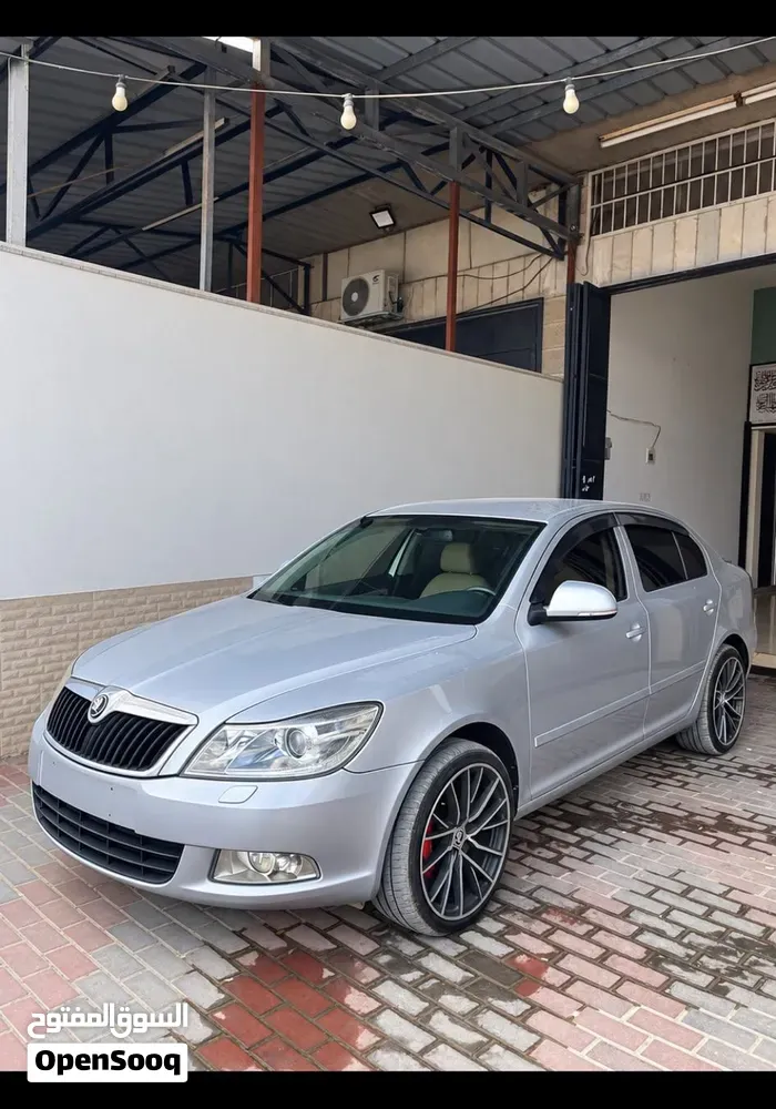 Skoda Octavia 2012 photo 4