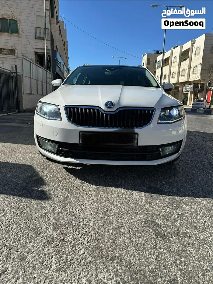 Skoda Octavia 2012 photo 5