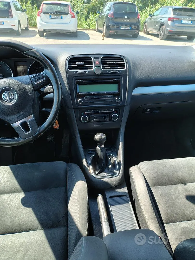 Volkswagen Golf 2009 photo 3